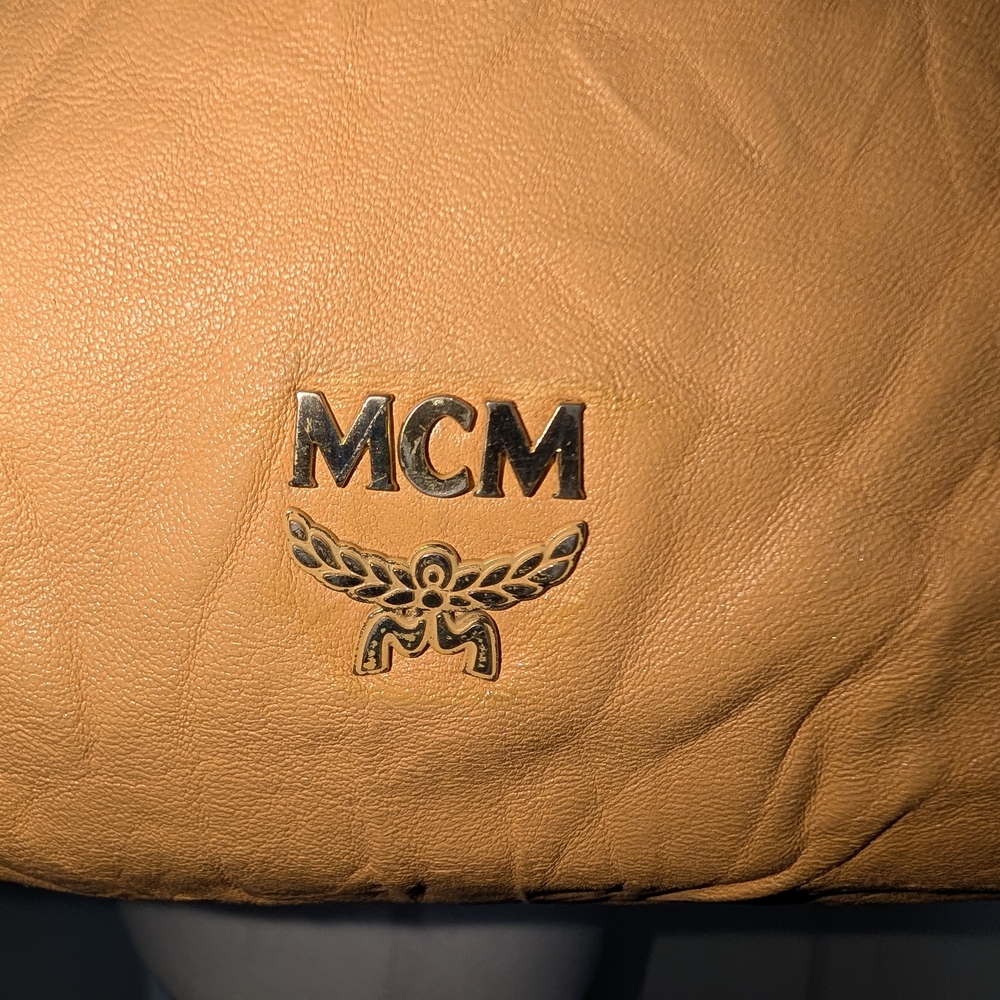 MCM Distressed Leather Shoulder Bag - Picture 4 of 16